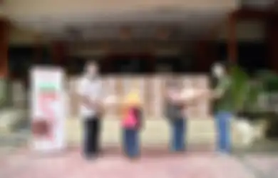 Bantu Tanggulangi Covid-19, Sharp Kembali Berdonasi, Kali Ini Sumbang Sembako untuk Masyarakat yang Terdampak