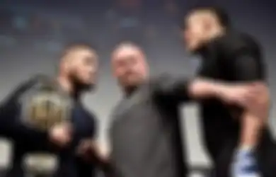 Anaknya Jadi Kesayangan Vladimir Putin, Ayah Khabib Nurmagomedov Dijamin Dapat Perawatan Terbaik di Rusia Setelah Dilaporkan Terinfeksi Virus Corona, Sang Petarung Sampai Peringatkan Semuanya Agar Salat di Rumah Saja