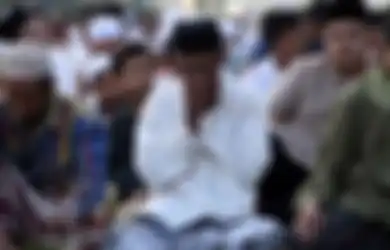 Sempat Diperbolehkan MUI, Pelaksanaan Shalat Idul Fitri di Masjid dan Tanah Lapang Kini Malah Dilarang Pemerintah, Menteri Agama: Semula Saya Mengimbau, Sekarang Semua Taat Aturan