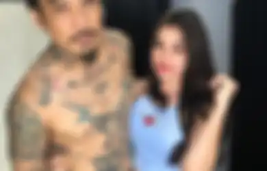 Suaminya Gembar-gembor Teori Konspirasi, Ini 4 Fakta Soal Istri Jerinx SID, Pernah Jadi Janda di Usia Muda Hingga Ditawari Uang Rp 25 Juta untuk Hubungan Settingan dengan Artis Ibu Kota