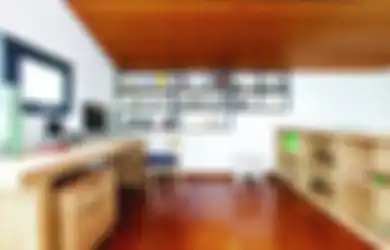 Penggunaan Rak Terbuka Beri Kesan Ringan, Yuk Tilik Ragam Ruang Kerja 2020