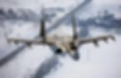 Coba-coba Dekati Perbatasan Negeri Beruang Merah, 3 Jet Pembom AS Langsung Ditantang Sukhoi Su-27 Rusia di Langit Laut Baltik, Langsung Putar Balik Setelah Dicegat