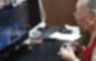 Keren! Nenek 90 Tahun Ini Hobinya Main GTA V Dan Dinobatkan Sebagai Gamers Tertua Di Dunia