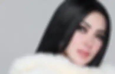 Pernah Kepergok Pakai Barang KW Hingga Kena Semprot Agen Hermes Singapura, Syahrini Kembali Bikin Gempar Usai Pamer Tas Rp 2 Miliar, Netizen: Pasti Bala-bala Dajal Langsung Murka