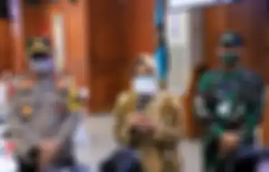 Di Tengah Rapat Bersama Walikota Surabaya, Tiba-tiba Kapolda Jawa Timur Usir Anak Buahnya dari Dalam Ruangan: Begini Kabar Terakhir Anggota Polisi Itu