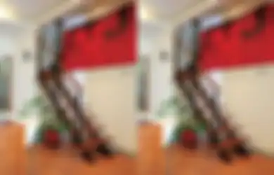 Inspirasi Tangga Akses ke Ruang Attic, Ringan Tampilan dan Bobotnya