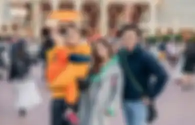 Denny Darko Ingatkan Raffi Ahmad Soal Perilaku Asli Suami Paula Verhoeven, Kini Giliran Karyawan Baim Wong yang Baru Lulus SMK Bongkar Sifat Asli Sang Bos Saat di Belakang Kamera