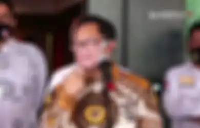 Dapat Perintah Langsung dari Jokowi, Tito Karnavian Kini Bisa Pecat Kepala Daerah yang Nekat Ikut Kerumunan Massa dan Langgar Protokol Kesehatan, Begini Isi Diktumnya