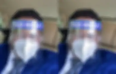 Ketahuan Jual Apartemennya, Hotman Paris Ogah Dibilang Bangkrut di Tengah Wabah Corona, Sang Pengacara Langsung Pamer Serakan Uang Sekeliling Bak Mandi: Nggak Mungkin Dijemur di Luar