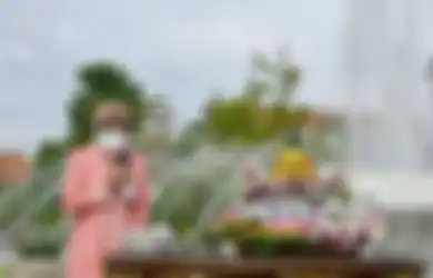 Status Surabaya Meningkat Jadi Zona Hitam hingga Dijuluki Wuhan ke Dua, Tri Rismaharini Justru Panen Pujian dari Ketua Gugus Covid-19: Langkah Penanganannya Strategis dan Cerdas