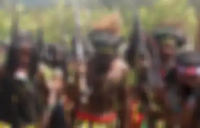 Pastikan KKB Papua Tak Buat Onar Saat HUT Kemerdekaan RI, TNI/Polri Gandeng Satgas PT Freepot Indonesia, Perketat Keamanan di Sepanjang Rute Jalan