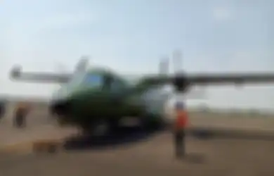 Prabowo Makin Dongkrak Eksistensi Militer Indonesia, Pamerkan Pesawat CN235-220 Buatan Anak Bangsa yang Dibeli AU Senegal, Spesifikasinya Dinilai Siap Bersaing Secara Global
