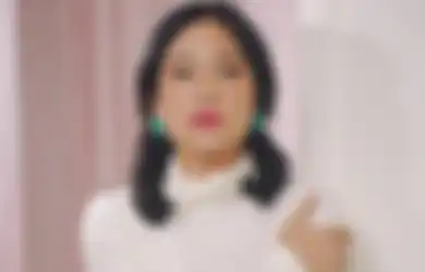 Basah-basahan di Kali, Dian Sastro Wardoyo Tak Sungkan Pamer Foto Berendam di Sungai Bareng Luna Maya, Netizen: Ada Bidadari Mandi dari Kayangan!