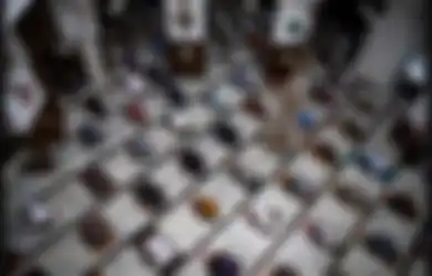 Masuk Masa Transisi, Umat Muslim di Jakarta Diizinkan Shalat Jumat di Masjid. Begini Peraturannya!