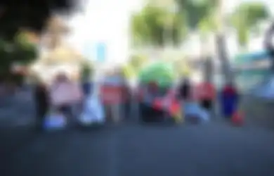 Risma Dapat Pujian dari 2 Anak Buah Jokowi, Kini Angka Kematian Pasien Corona di Jawa Timur Malah Lebih Tinggi Dibanding Jakarta Hingga Bikin Dirut Rumah Sakit Menangis