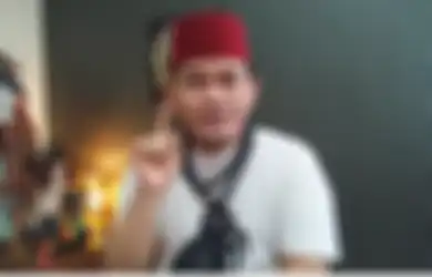 Dulu Ikut-ikutan Kasih Firasat Soal Hubungan Syahrini dan Reino Barack, Mbah Mijan Malah Kena Semprot Selebriti Kondang Ini Hingga Dibongkar Ramalannya yang Salah: 'Elo Itu Kurang Minum Air Putih' 