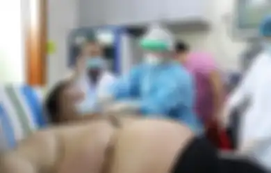 Kelamaan Lockdown dan di Rumah Mulu, Pria Ini Langsung Alami Kenaikan Berat Badan Super Drastis Sampai Jadi yang Terberat Sekotanya, Kondisinya Memilukan Hampir Gagal Jantung