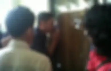 Rumahnya Diserbu John Kei Hingga Jatuh Korban Jiwa, Nus Kei Ternyata Bukan Orang Biasa, Berhati Dermawan Tertangkap Kamera Pernah Jenguk Sang Keponakan