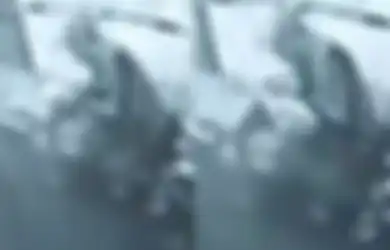 Mangkuk Pembeli Ia Ludahi, Tukang Bakso Cuanki Ini Diduga Praktekkan Ajaran Ilmu Hitam, Aksinya yang Tak Sengaja Terekam CCTV Buat Banyak Orang Geram