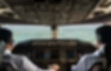 Tuding Sang Istri Main Serong Hingga Pasang Kamera CCTV di Rumah, Rahasia Besar Pilot Ini Malah Terbongkar