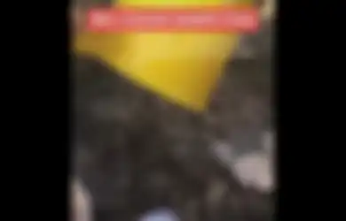 Pembeli Ini Nggak Mau Megang Paketan Dari China, Warganet Sebut Rasis!