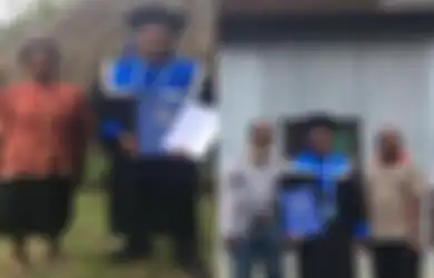 Bawa Toga dan Ijazah Pulang ke Kampung Halaman, Putra Papua Ini Ingin Orang Tuanya Bisa Lihat Sang Anak Wisuda, Neas Wanimbo: Mama Tidak Berangkat Jadi Saya ke Sini