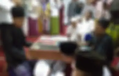 Berawal dari Nasi Berkat, Nenek Suratin Terpaksa Harus Disumpah Pocong, Takmir Masjid Bongkar Obsesi 2 Keluarga yang Sama-sama Termakan Omongan Dukun