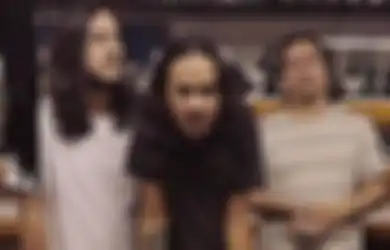 Gitaris 'Kelompok Penerbang Roket' Ceritain Pengalamannya Kena Covid-19 Tapi Masih Tetap 'Rock n Roll'