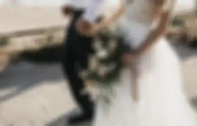 Belum Sempat Nikmati Malam Pertama Usai 9 Tahun Pacaran, Pengantin Perempuan Ini Kelabakan Saat Suami Barunya Menjerit Kesakitan Sampai Tak Sadarkan Diri