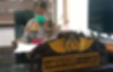 Pagi Buta Tabrak Pagar Mapolres OKI, Orang Tak Dikenal Lakukan Serangan, Kapolres Ungkap Motif dan Lakukan Uji Sampel Darah Pelaku