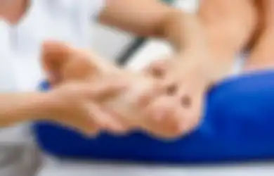 Jangan Sepelekan! Simak Arti Kedutan di Telapak Kaki Menurut Primbon Jawa, Hati-hati Jika Terjadi di Bagian Ini