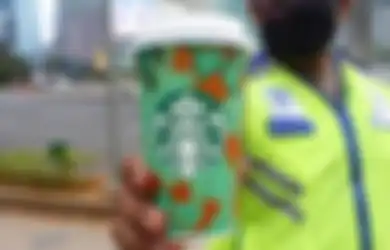Dua Pengintip Dada Cewek di Starbuck Ditangkap, Satu Orang Mengaku Suka dan Mengincar Pelanggan Korban