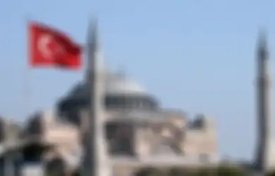 Terharu dan Merinding, Begini Cerita Mahasiswa Indonesia Ikuti Shalat Jumat Pertama di Hagia Sophia: Sambutan Allahu Akbar Bergema 