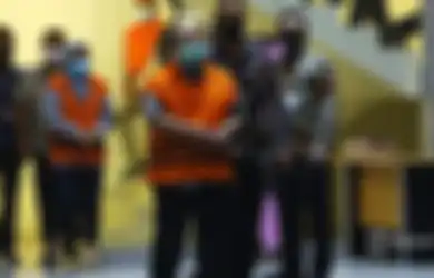 Suami Istri Makan Uang Haram Hingga Diciduk KPK, Segini Harta Bupati Kutai Timur yang Dilaporkan, Mobilnya Seharga Rp 40 Juta