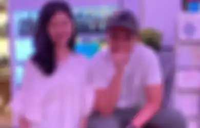 Heboh Foto Joko Widodo Diapit Orang Tua Felicia Tissue, Kaesang Pangarep Disebut-sebut Lamaran, Jokowi Siap Mantu?