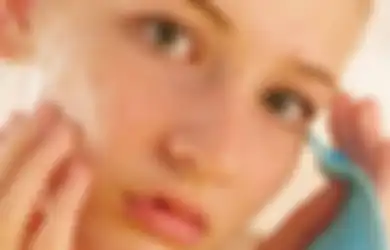 5 Produk Skincare Ini Cuma Menyumbat Pori-pori. Rentan Jerawatan!