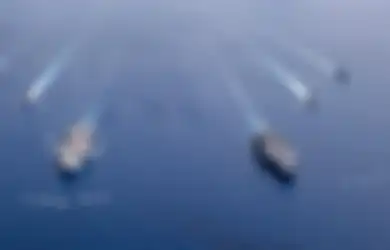 Ketegangan Hampir Berbuah Perang Samudera, Militer AS dan Tiongkok Gelar Latihan di Laut China Selatan Saling Berhadapan: Mereka Melihat Kami dan Sebaliknya