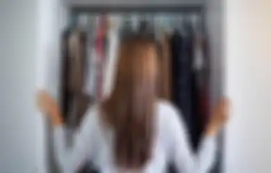 Sudah Dirapikan Lemari Baju Masih Membludak? Singkirkan 5 Hal Ini Mulai dari Sekarang!