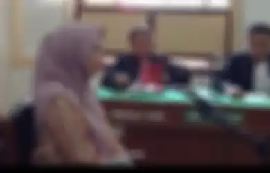 Apes! Niatnya Tagih Utang ke Istri Kombes Lewat Instagram, Febi Nur Amalia Malah Dituntut 2 Tahun Penjara, Begini Raut Sedihnya Saat Ikuti Persidangan