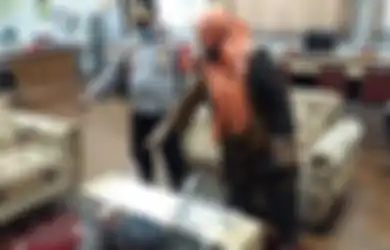 Toples Beling Sampai Berserakan, Lurah di Pamulang Ngamuk 5 Siswa Titipan Tak Diterima di SMA N 3 Tangsel, Kepala Sekolah Bantah Soal Nominal