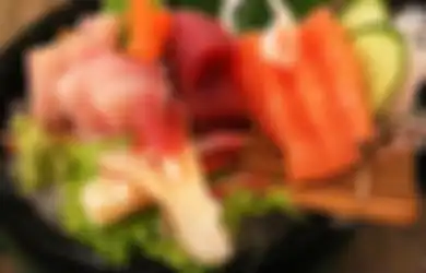 Sering Makan Sashimi Bikin Liver Cowok Ini Dipenuhi Cacing