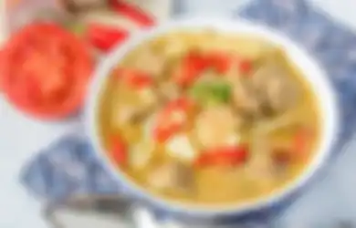 5 Bahan Dapur yang Bisa Jadi Pengganti Santan. Makan Enak Lebih Sehat!