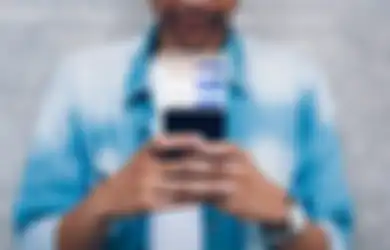 Mengenal Istilah Textrovert: Seru Pas Chatting, Canggung Pas Ketemuan. Lo Gini, Nggak?