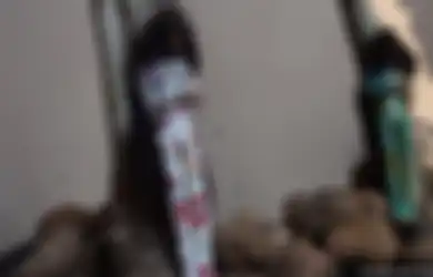 Hilangkan Kesan Mistis, YouTuber ini Ubah Jenglot Pake Motif Hello Kitty