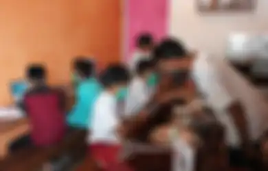 Sri Mulyani Lagi-lagi Beri Kejutan untuk Rakyat Indonesia, Para Pelajar Dipastikan Bakal Dapat Bantuan Handphone dan Pulsa untuk Belajar Online, Ini Syaratnya