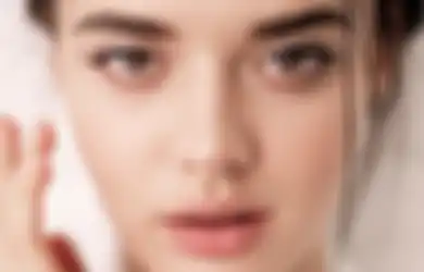 Bikin Wajah Cerah di Pagi Hari, Pakai 3 Skincare Ini Pada Sore Hari
