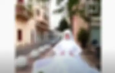 Berdandan Anggun Pakai Gaun Bersiap Foto Mesra Bareng Pasangan, Pengantin Ini Terhempas Akibat Ledakan Beirut, Berikut Pengakuan si Fotografer