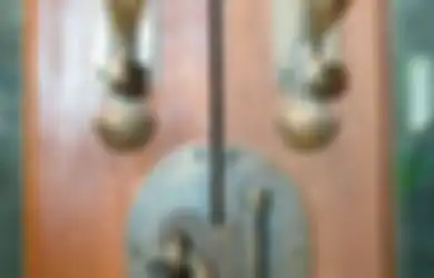 Sering Diremehkan, Ini Do's and Don'ts Cara Merawat Handle Pintu Rumah
