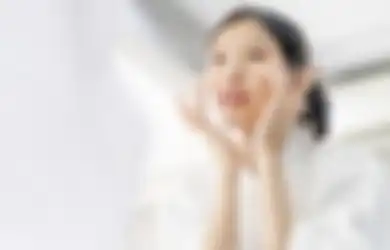 Cuma Bikin Dompet Jebol, Jangan Lagi Gunakan Skincare ini Pada Malam Hari Karena Nggak Bermanfaat