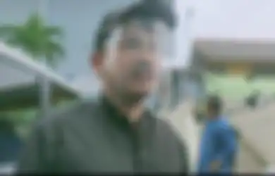 Bongkar Kado Ulang Tahun, Ruben Onsu Malah Dapat Kertas Tagihan dari Nikita Mirzani, 'Minta Ditransfer Itu'